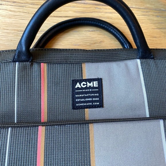 Acme Computer Bag - Picture 3 of 4